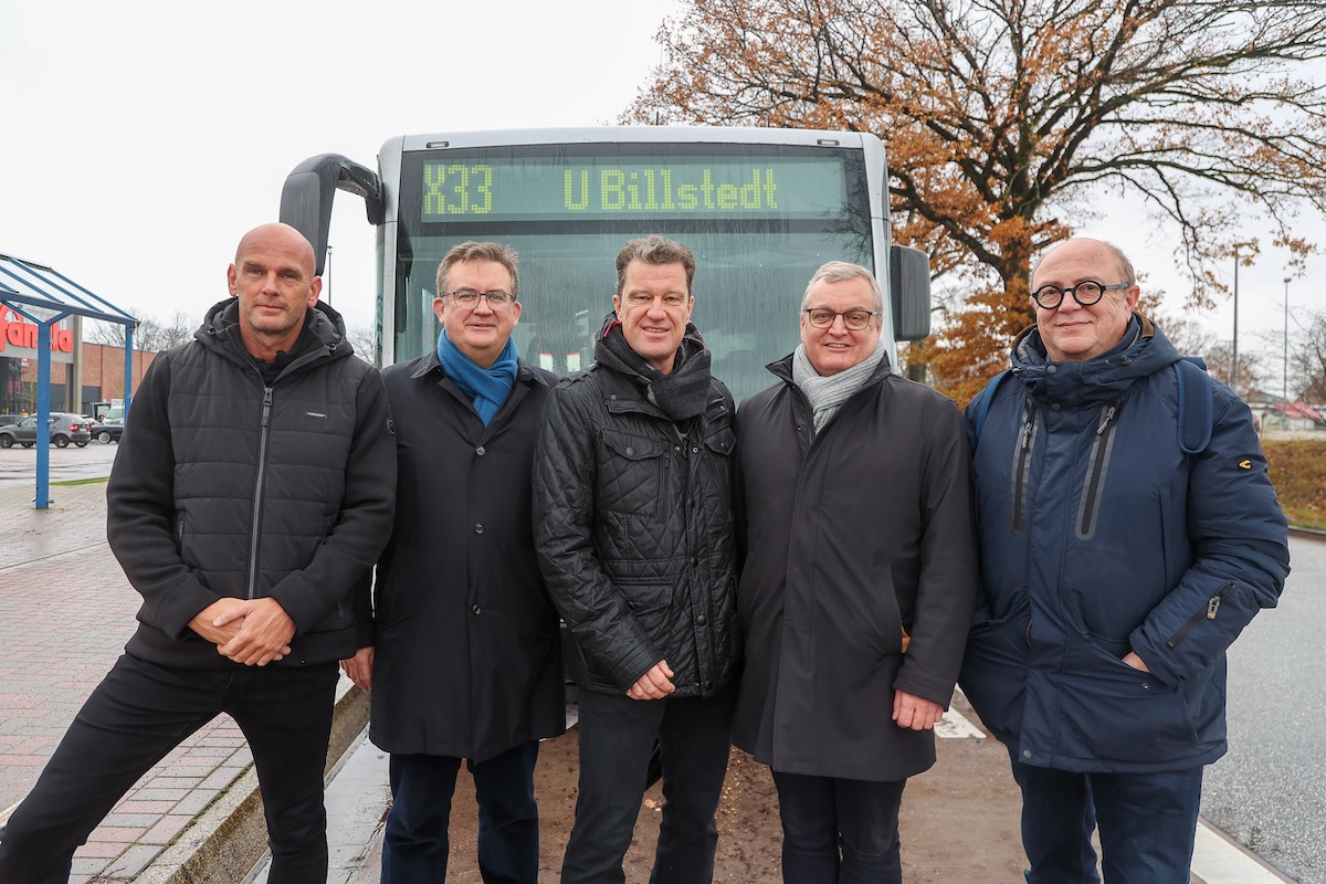 In rund 33 Minuten von Trittau nach Hamburg: Das ermöglicht ab sofort die X33. Die XPressBus-Linie ist Teil des Projekts ÖVer.KAnT.