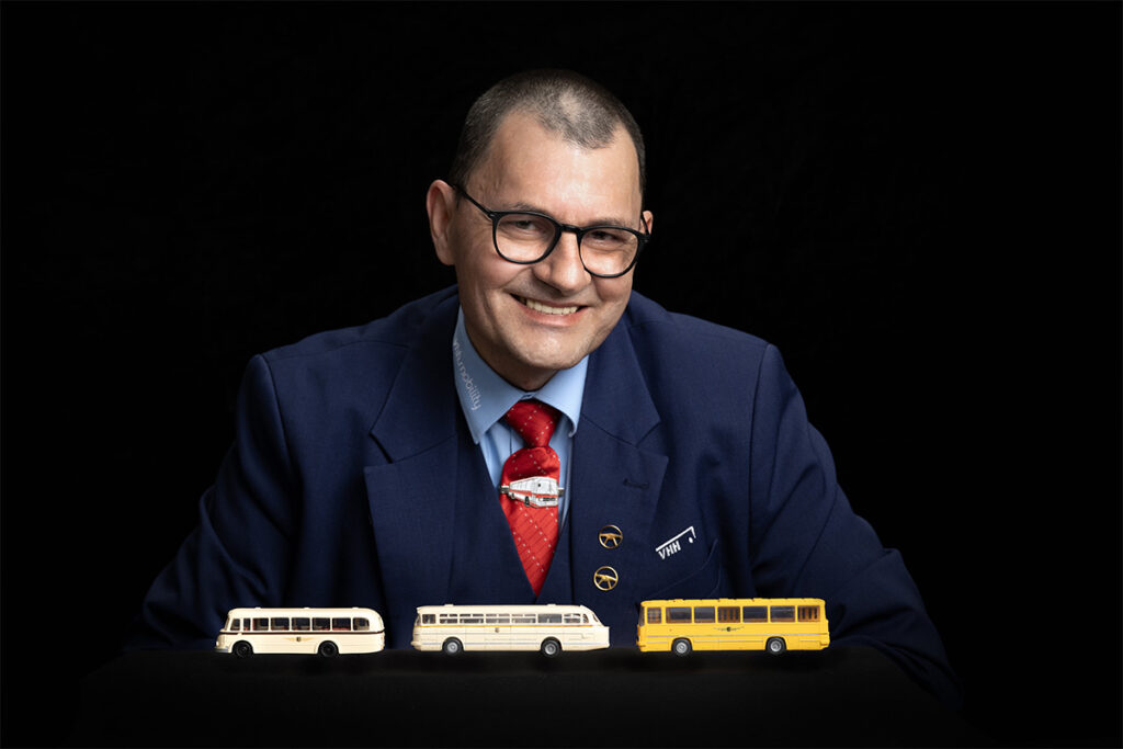 Volker Bast
