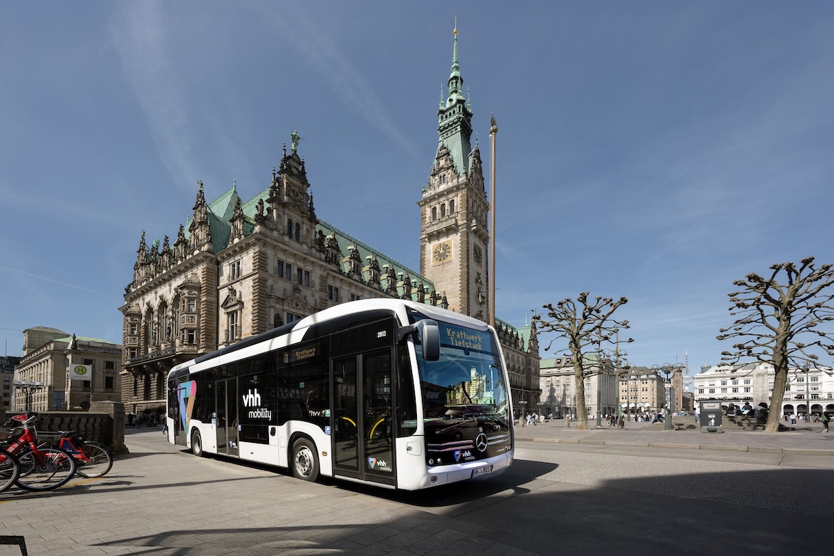 Erfolgreiche Direktvergabe für Busverkehr: vhh.mobility erhält die Beauftragung durch die Freie und Hansestadt Hamburg ab Dezember 2026.